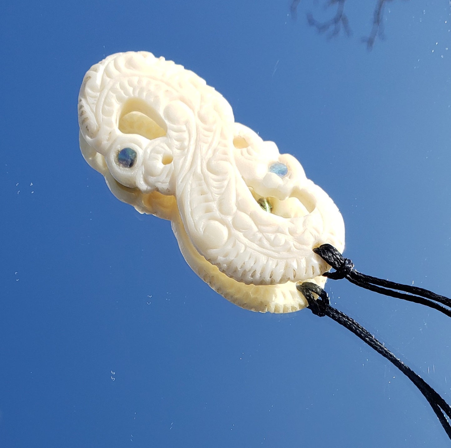Carved Twist Bone