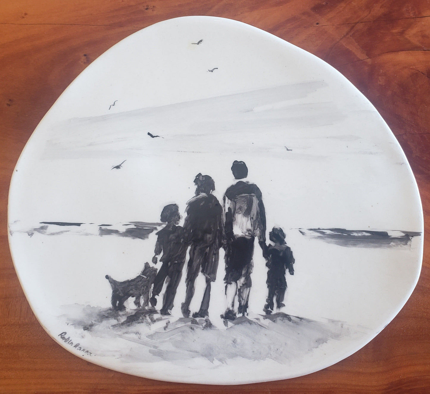 Mum Dad and 2 Small Kids with Dog