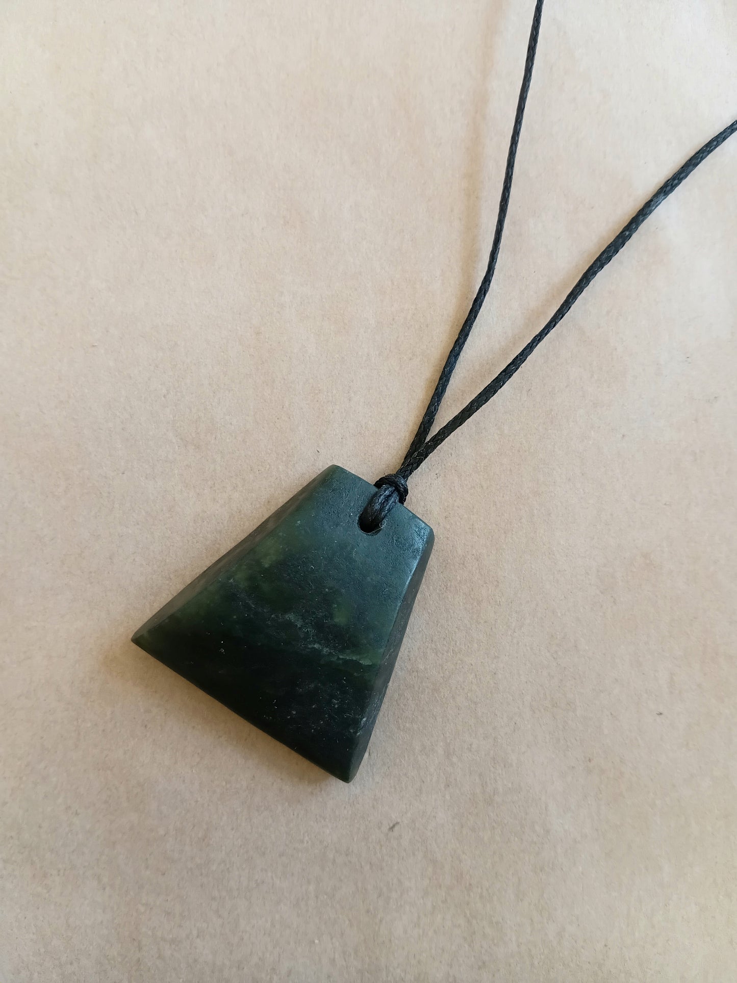 Pounamu Whaio Hei Toki 30mm