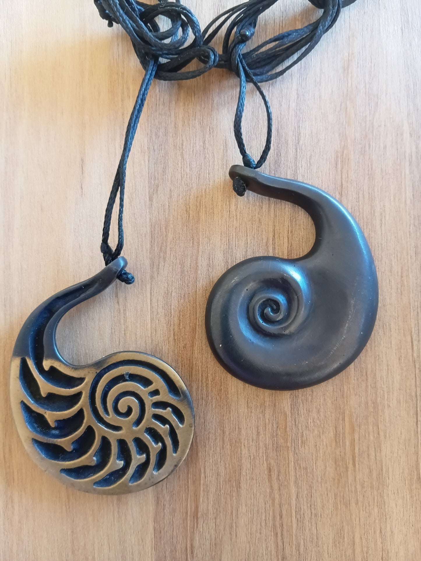 Bronze Small Nautilus necklace