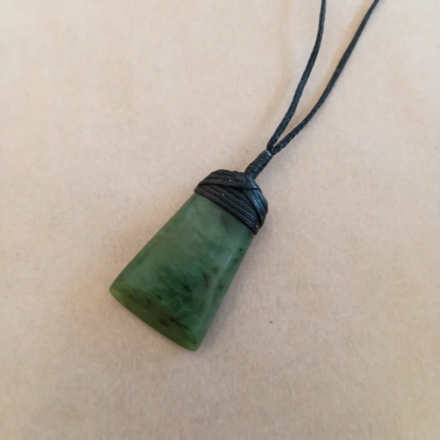 Pounamu Hei Toki 35mm