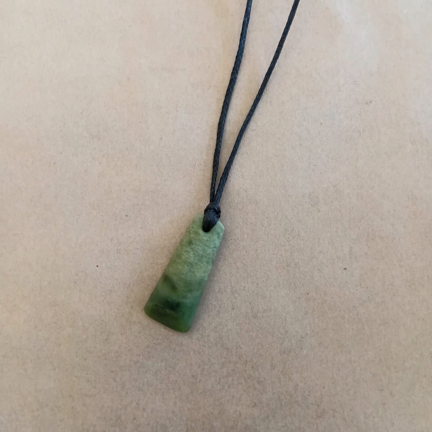 Pounamu Hei Toki 28mm