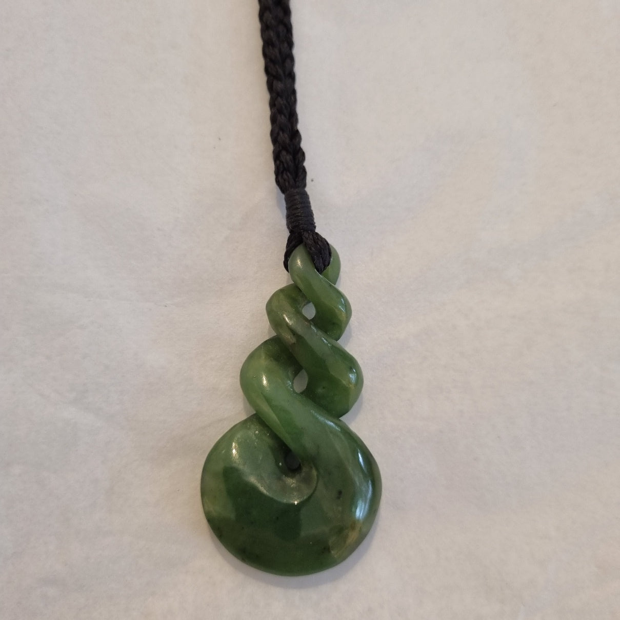 Twist Pikorua (triple twist)