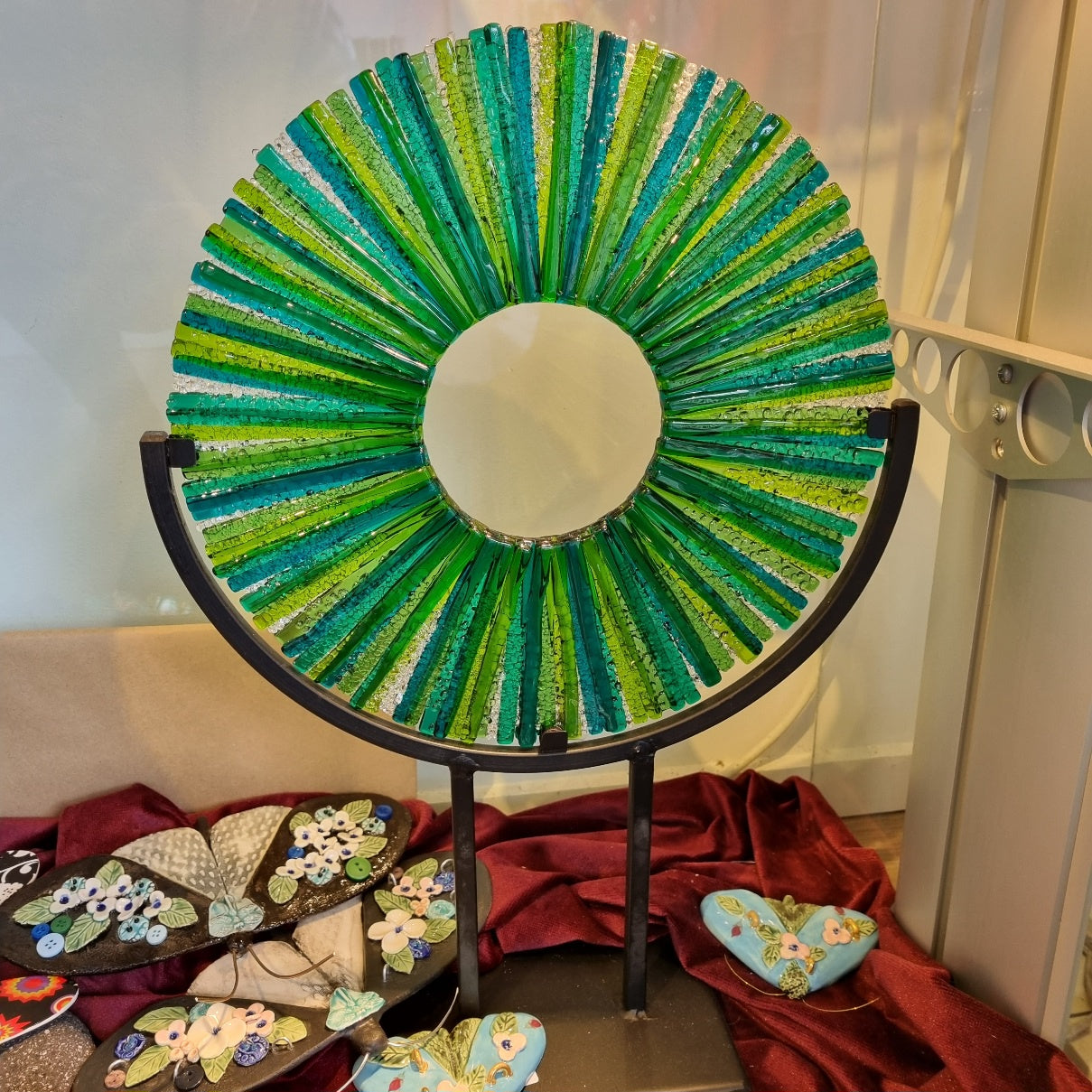 Sunburst in Stand - Glorious Green