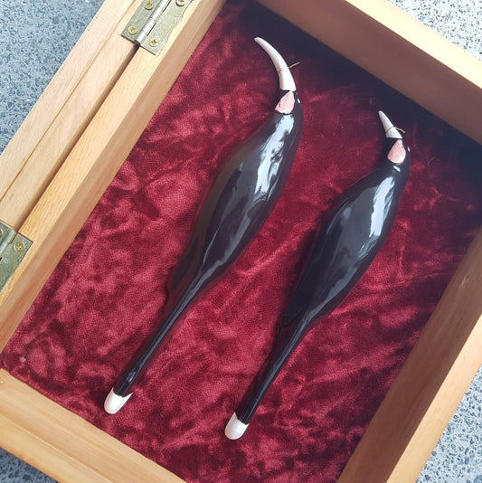 Huia - Mirror Black Pair