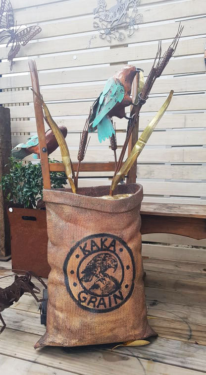 Sack Barrow Kaka