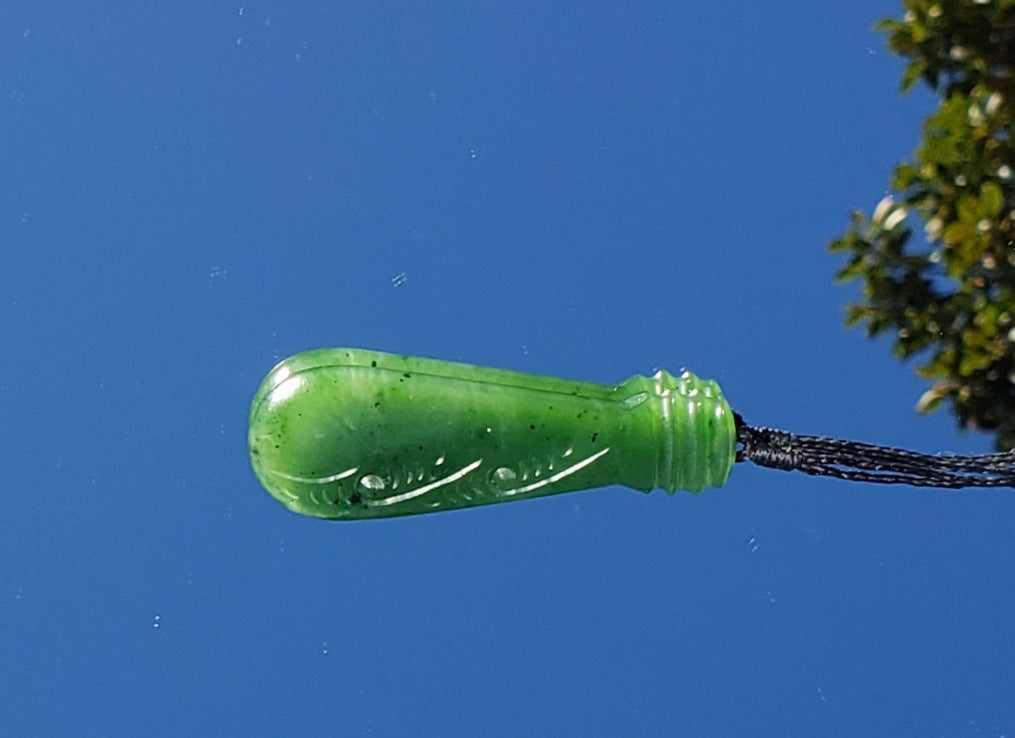 Drop carved Pounamu