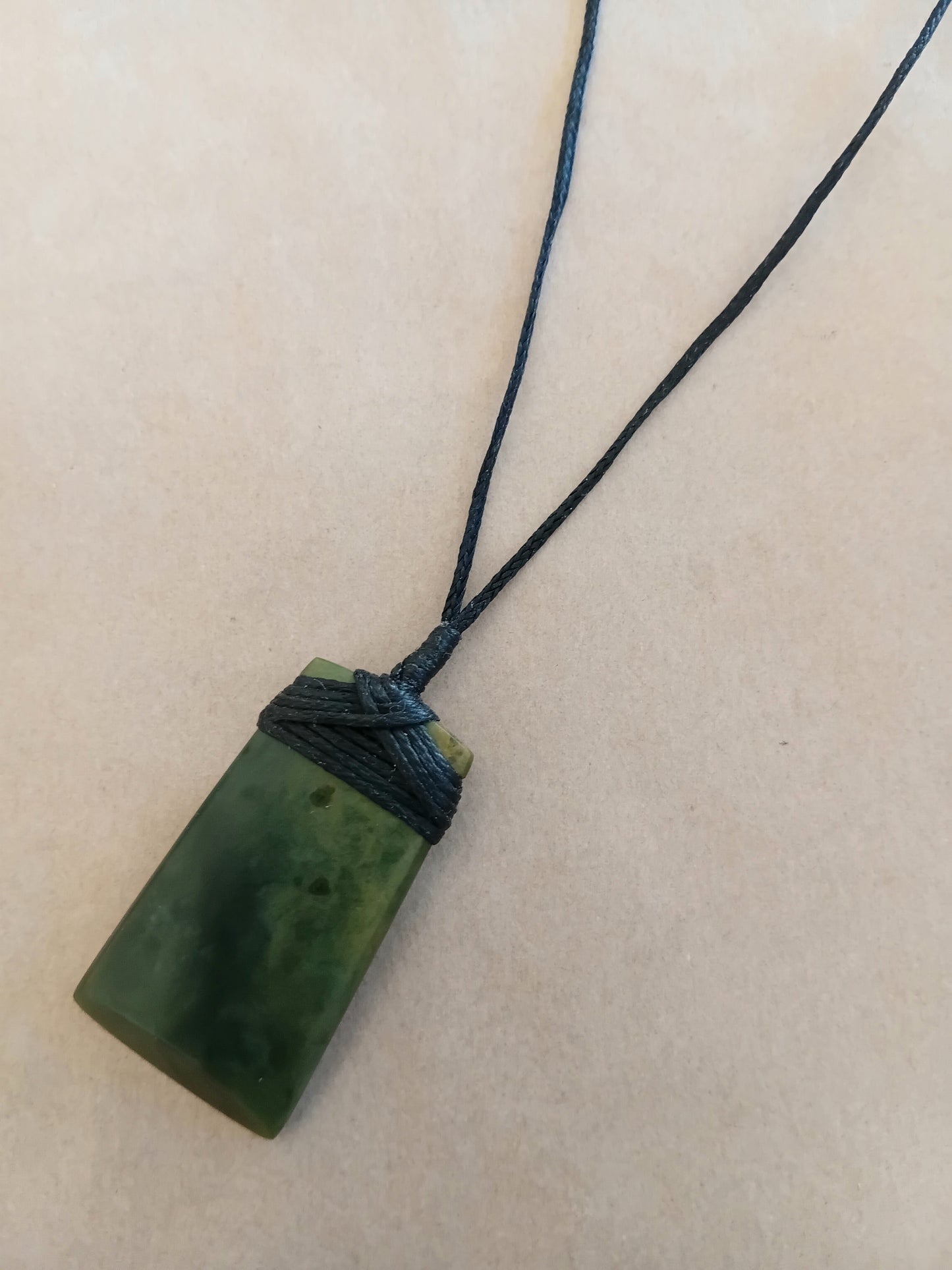 Pounamu Whaio Hei Toki 42mm
