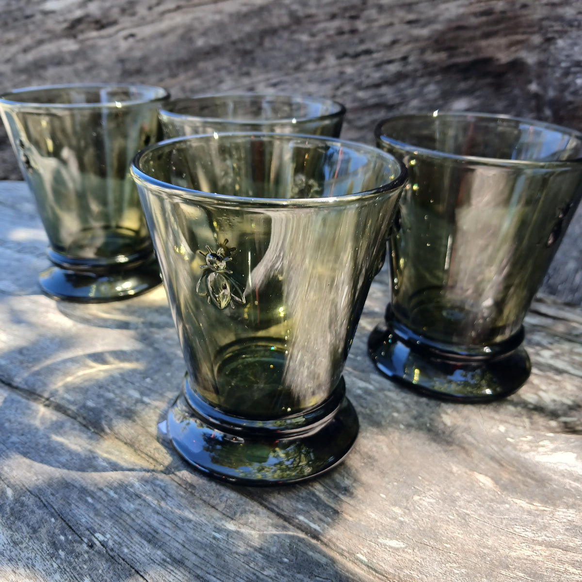 Bee Wine Glass 240ml Blue