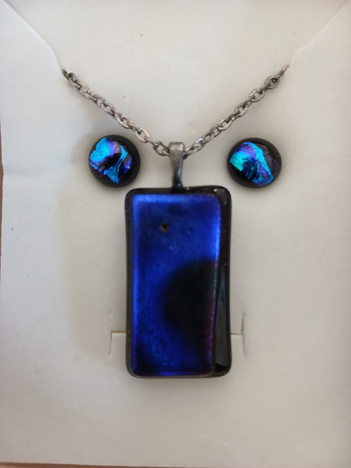 Necklace/Stud Glass Set-Purple