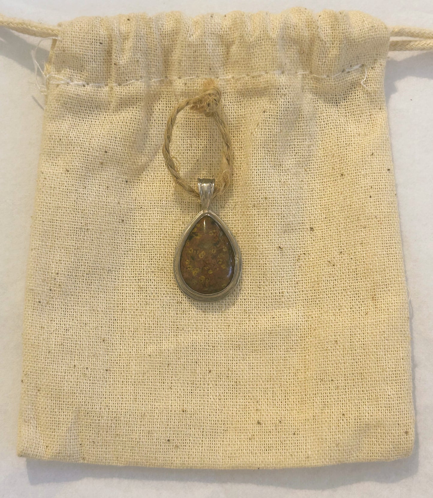 Pendant Teardrop Brown Stone
