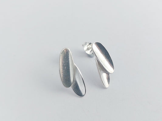 Kauri Studs