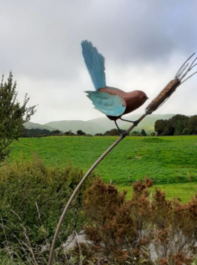 Stem Fantail