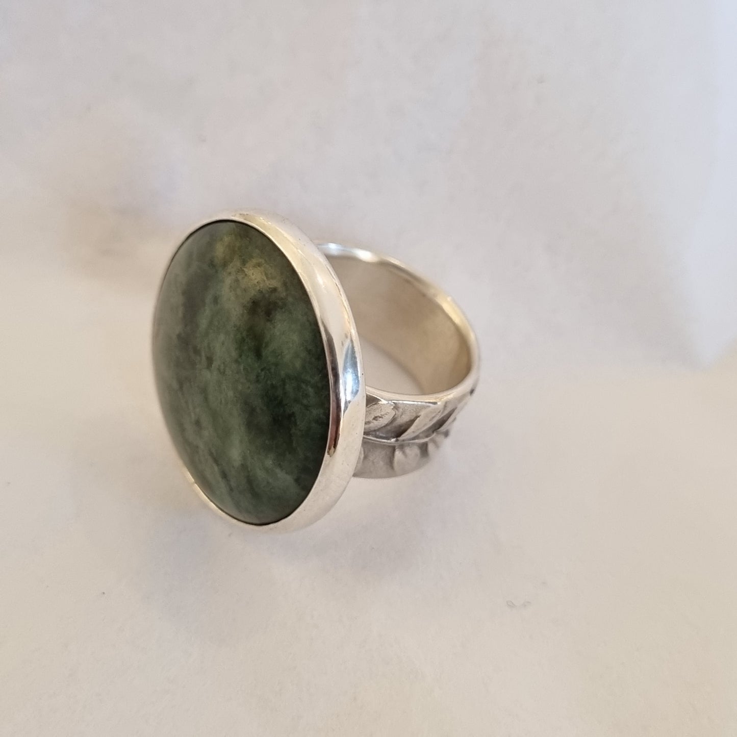 Round Pounamu on Kowhai Band (Small)