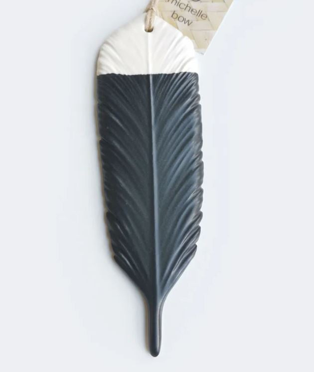 Mini Huia Feather