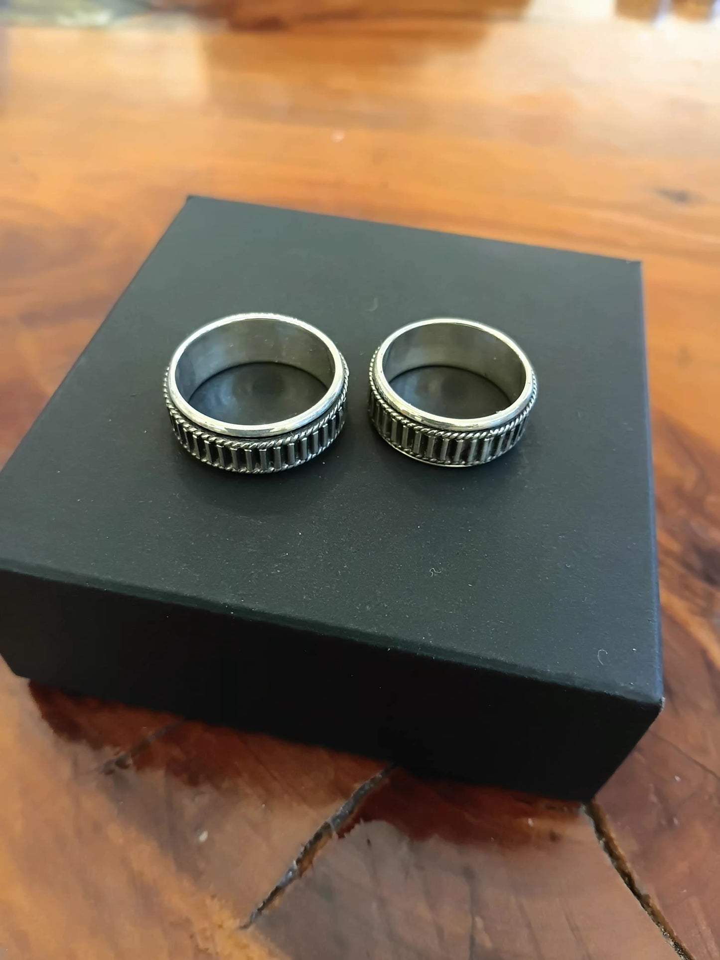 Mens Silver patten ring 3