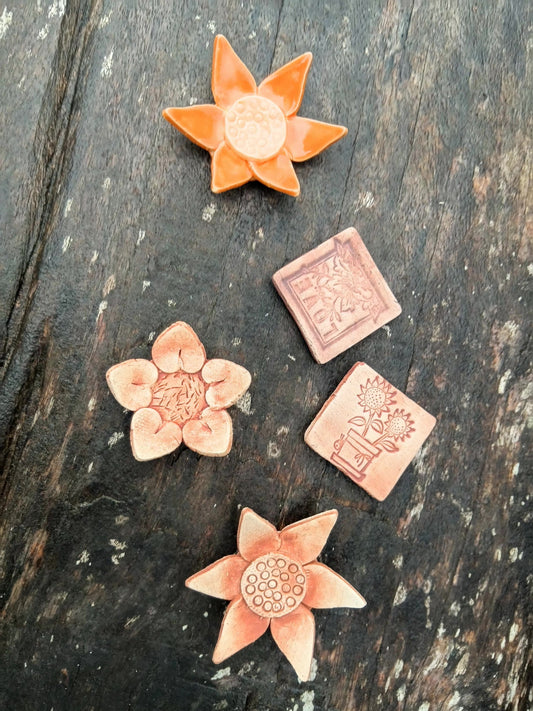 Ceramic flower magnets