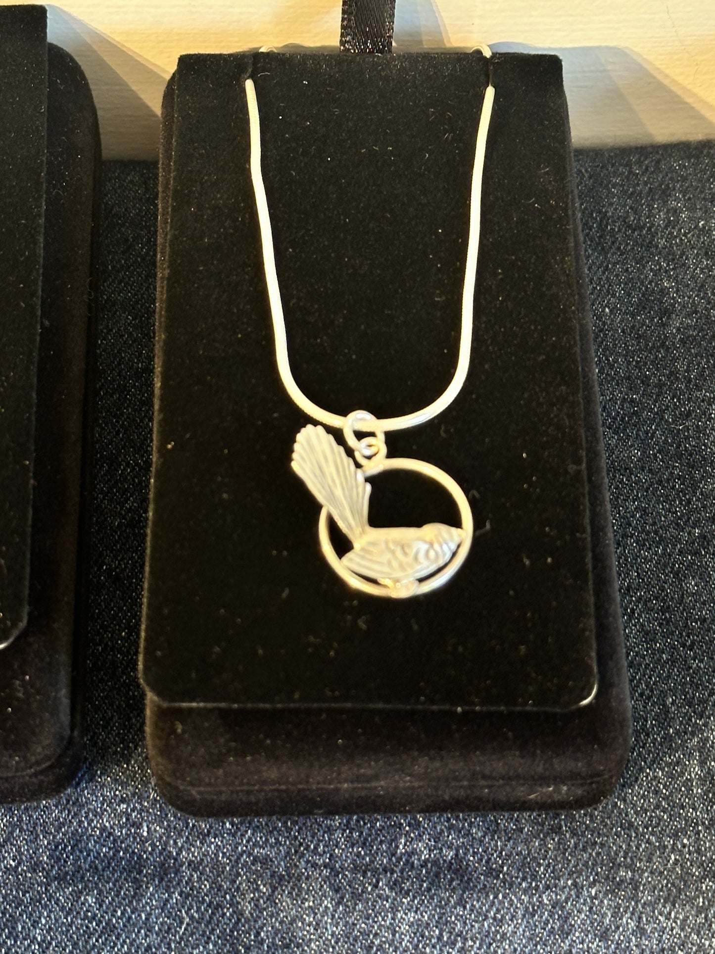 Sterling Silver Fantail/Piwakawaka Pendant Necklace