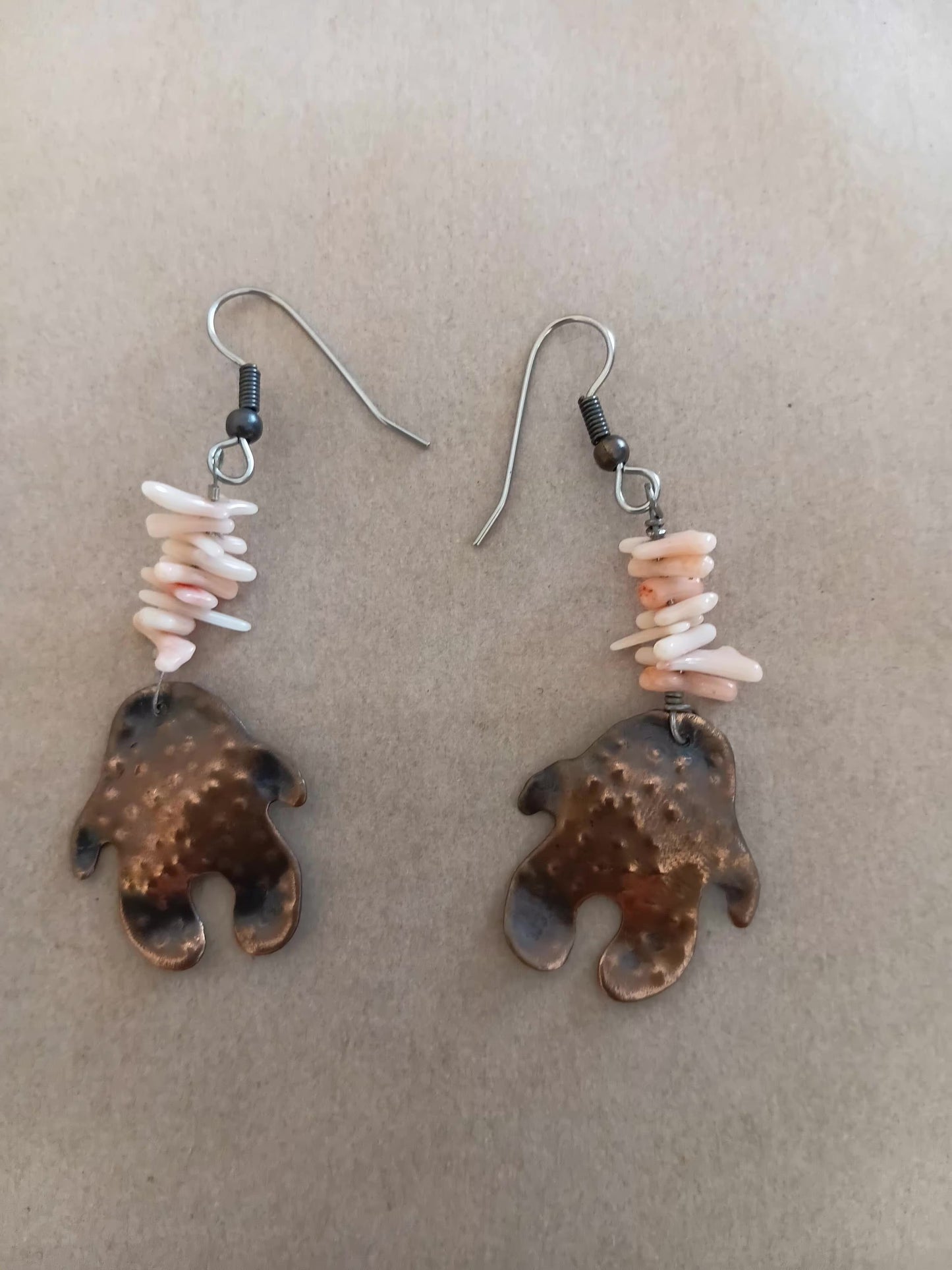 Cooper spotted seaweed & cora earrings