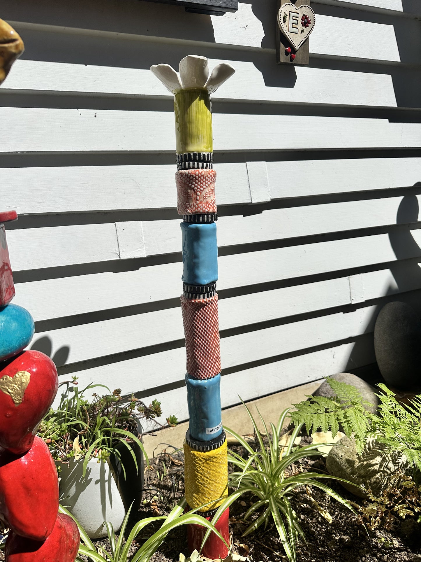 Mini Totem B