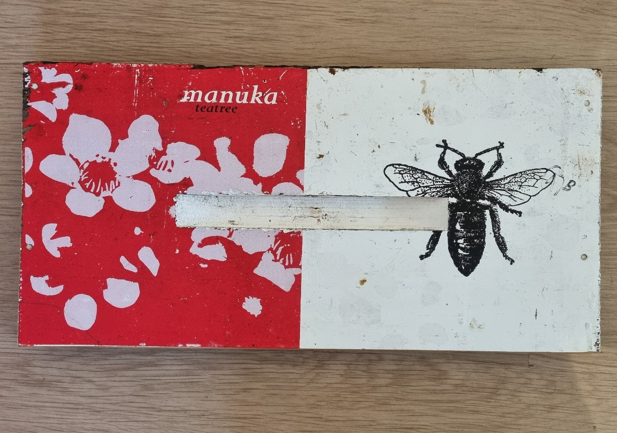 Manuka Bee Hive Print 1