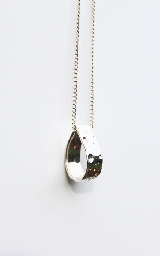 Kina Teardrop Necklace - small